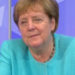 Merkel canlı yayında uyumamak için kendini zor tuttu