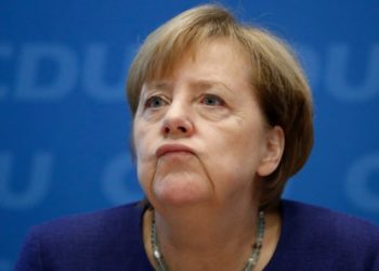 Merkel, sığınmacılar konusunda T&uuml;rkiye&rsquo;yi &ouml;vd&uuml; ancak AB &uuml;yeliğini olası g&ouml;rmedi