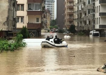 Meteoroloji'den 8 il i&ccedil;in uyarı geldi