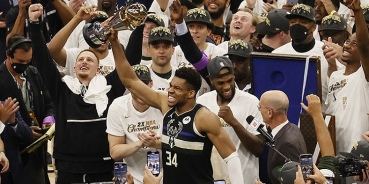 Milwaukee Bucks NBA şampiyonu oldu