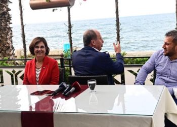 Muharrem İnce gazetecilere sırtını d&ouml;nd&uuml;