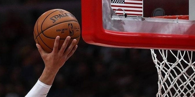 NBA finalinde Suns'ı yenen Bucks, seride 3-2 öne geçti