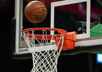 NBA'de final serisinin ilk maçında kazanan Phoenix Suns