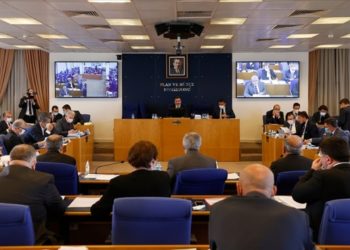 OHAL d&uuml;zenlemelerini uzatan torba kanun teklifi komisyonda kabul edildi