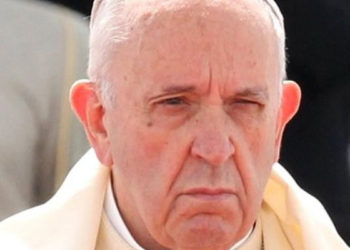 Papa Francesco'dan Latince ayinlere kısıtlama, muhafazakar Katolikler tepkili