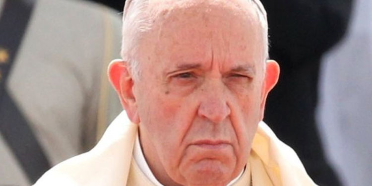 Papa Francesco'dan Latince ayinlere kısıtlama, muhafazakar Katolikler tepkili