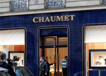 Paris'in ortasında güpegündüz 2 milyon Euro'luk kuyumcu soygunu