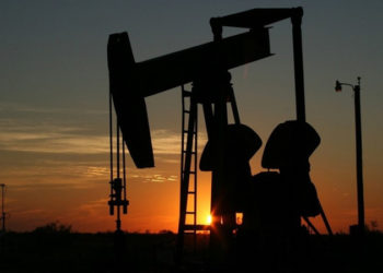 Petrolün varil fiyatı 73.59 dolar