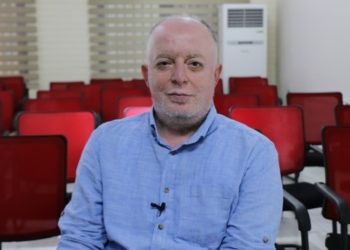 Piroğlu: AKP'den kurtulmak isteyenler Kürtlerle yan yana gelmek zorunda