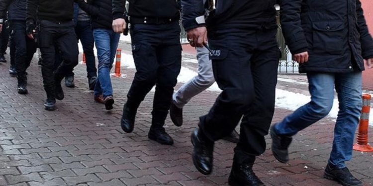 Polis Akademisi öğrencilerine operasyon: 33 gözaltı