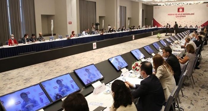 RTÜK’ten 1 günlük çalıştaya 350 bin lira: İhaleyi alan tanıdık çıktı