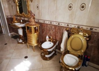 Rusya&rsquo;da r&uuml;şvet operasyonu; polisin evinden altın kaplama klozet &ccedil;ıktı