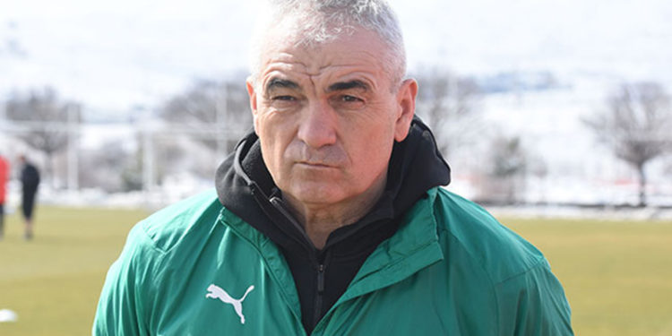 Rıza Çalımbay: Bütün hedefimiz bu gruptan çıkmak