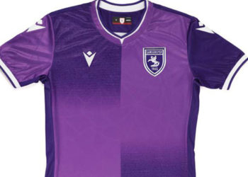 Samsunspor'dan kadına şiddete karşı mor forma