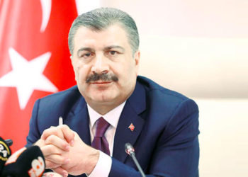 Sağlık Bakanı Koca: Spor müsabakaları, sayıları belirlenerek tedbirlerle seyircili oynanabilecek