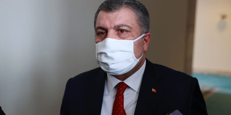 Sağlık Bakanı Koca'dan aşı vurgusu