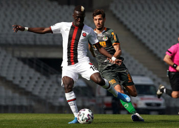 Sevilla ve Sochaux, Ndao'nun peşinde