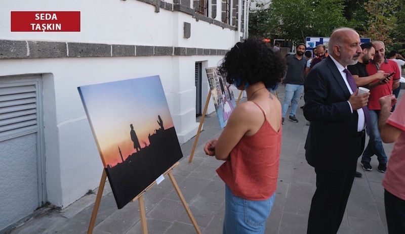 'Suriçi' konulu fotoğraf sergisine yoğun ilgi