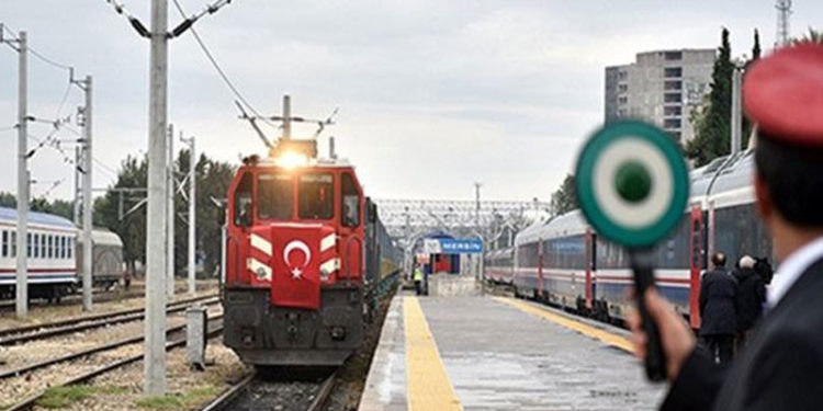 Sınavda yüksek puan alan BTS üyeleri mülakatta elendi: "Bu hileyi, bu hukuksuzluğu kabul etmiyoruz"