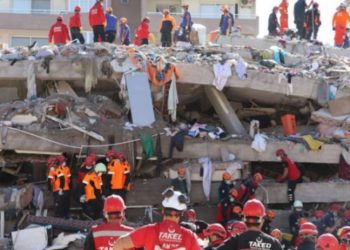 TBMM&rsquo;den &uuml;rk&uuml;ten deprem raporu: &Uuml;lkedeki binaların y&uuml;zde 80&rsquo;i riskli