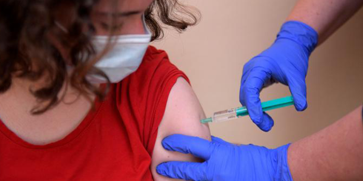 TTB: 12 yaş ve üzeri kişiler, aşı takvimine alınmalı