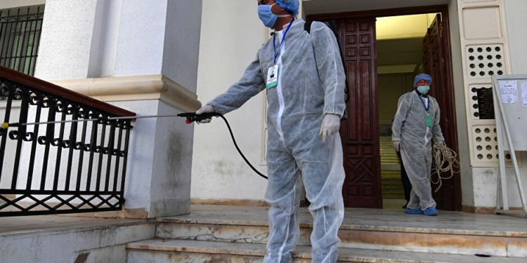 Tunus Sağlık Bakanlığı Sözcüsü Nisaf Bin Alya: Ne yazık ki ülkede sağlık sistemi çökmüştür