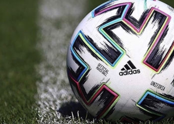 Türk futbol kulüpleri 5 yılın ardından yurt dışından bonservisli oyuncu transferinde açık verdi