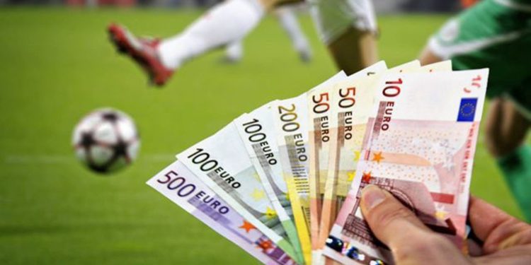 Türkiye'de futbol kulüpleri, transferde 5 yıl sonra açık verdi