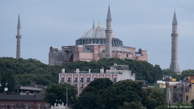 UNESCO'dan Ayasofya ve Kariye uyarısı: Listeden çıkarılabilir