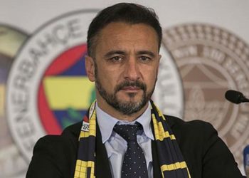 Vitor Pereira kaç yıllık sözleşmeye imza attı?