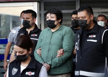 &Ccedil;iftlik Bank davası: Dolandırırken aleni, yargılarken gizli, ortakları kim?