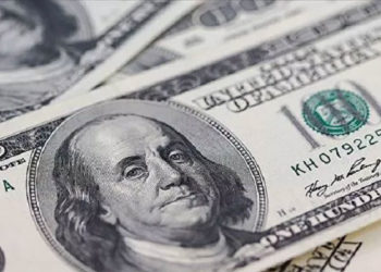 Özel sektörün yurt dışına kredi borcu 2 milyar dolar arttı