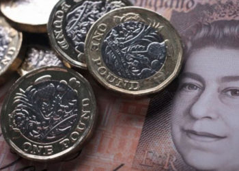 İngiltere'de enflasyon, hazineye 8.7 milyar sterlin değerinde rekor faiz ödetti