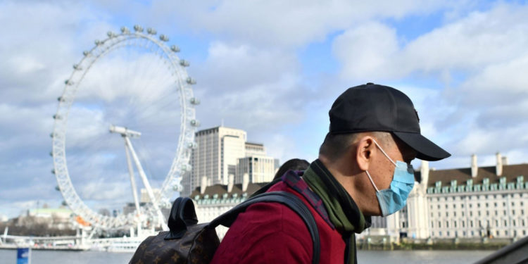 İngiltere'de günlük vaka sayısı 40 bini aştı