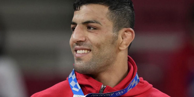 İranlı judocu, Olimpiyatlar'da kazandığı madalyayı İsrail'e adadı