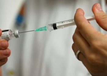 İsrail, 60 yaş üstüne 3. dozlara başlıyor