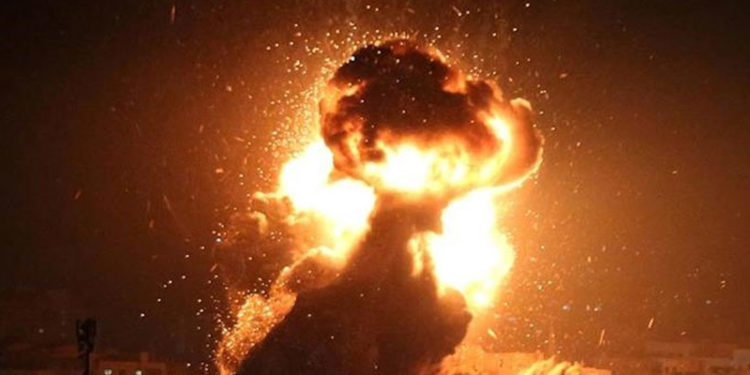 İsrail uçakları Gazze'ye hava saldırısı düzenledi