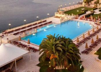 İstanbul'da havuz fiyatları el yakıyor; günlük 1500 liraya kadar çıkıyor!