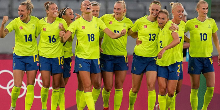 İsveç, dünya şampiyonu ABD'yi rahat geçti