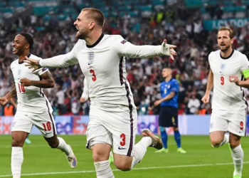 İtalya yenilgisinin ardından İngiliz taraftarlardan ırkçı saldırılar: Penaltı kaçıran siyah oyunculara hakaret ettiler