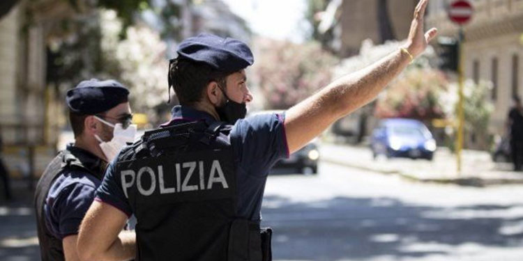 İtalya'da cezaevinde polis şiddeti: 52 görevli hakkında gözaltı ve ev hapsi gibi ihtiyati tedbir kararları alındı