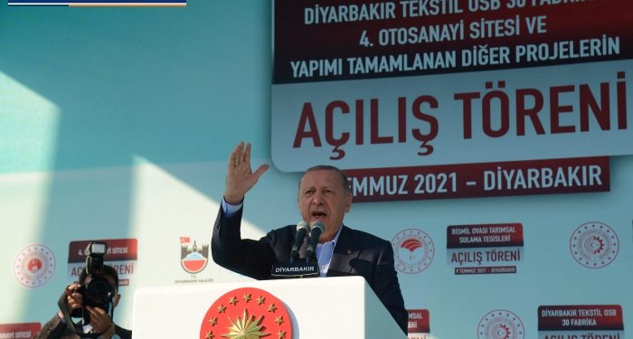 ‘Biji Serok Erdoğan’ sloganları ile Çözüm Sürecine kapı açıldı