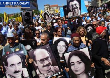 ‘Müslüman Türkiye’ sloganlarıyla gelen Madımak yangını