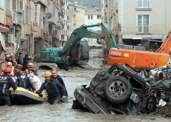 Batı Karadeniz’de sel: Kastamonu ve Sinop’ta en az 11 kişi hayatını kaybetti