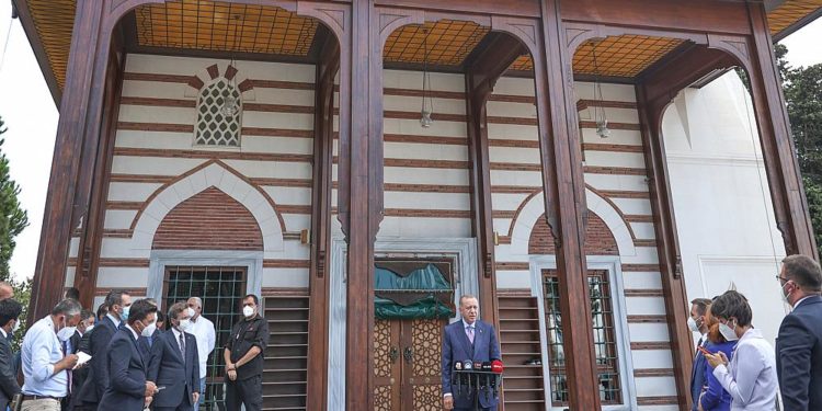 Erdoğan: Muhalefetin söylediği rakamlar yalan, Türkiye’de 300 bin Afgan göçmen var