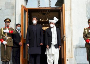 Afganistan’da Taliban’ın giderek güç kazanmasında komşu ülke Pakistan’ın rolü var mı ?