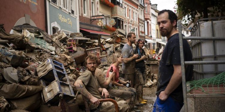 Almanya, sel felaketinin yaralarını sarmak için 30 milyar euro bütçe ayırdı