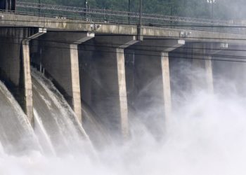 Sel felaketiyle gündeme gelen hidroelektrik santrali nedir? Avantajları ve dezavantajları