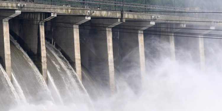 Sel felaketiyle gündeme gelen hidroelektrik santrali nedir? Avantajları ve dezavantajları