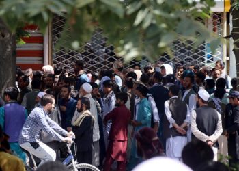 Taliban, Kabil Havaalanı etrafında konuşlanan militanlarının sayısını artırdı